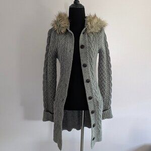 UNIQLO Grey sweater coat size Medium